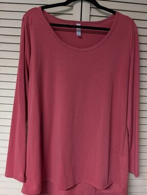 LuLaRoe Lynnae Long Sleeve Scoop Neck Top - Dusty Rose Pink